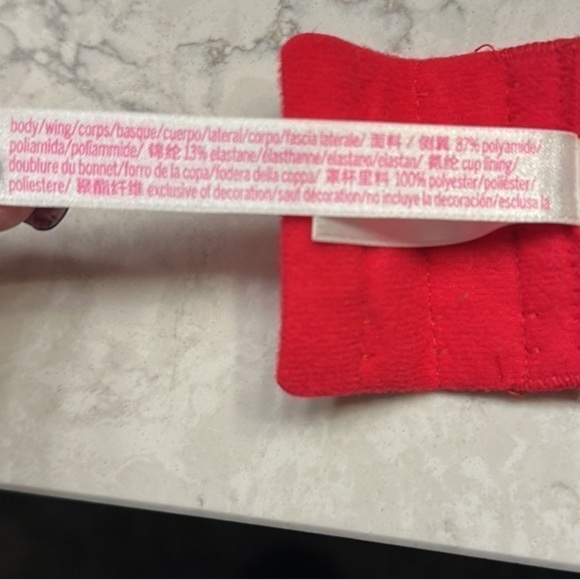 VS PINK Push-Up Red Bra - Size Medium - Picture 9 of 11